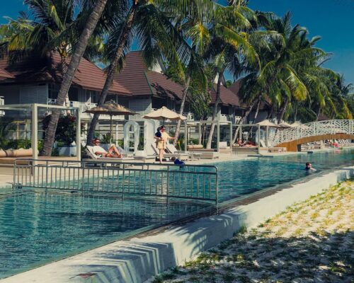 Sun Siyam Olhuveli - Beach Pavilion Pool